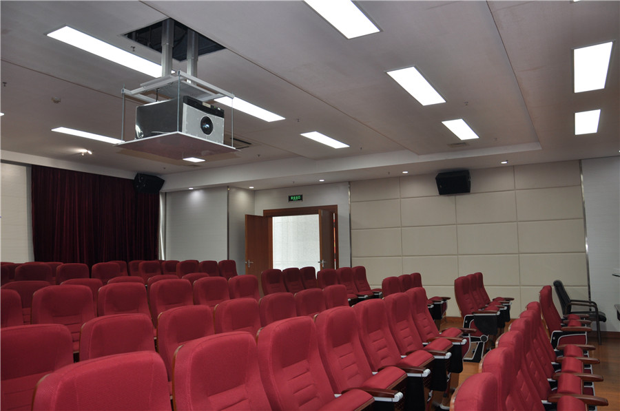 黃島海關數(shù)字音(yīn)響係統工程(圖(tú)6) 黃島海關數字音響係統工程(圖6)