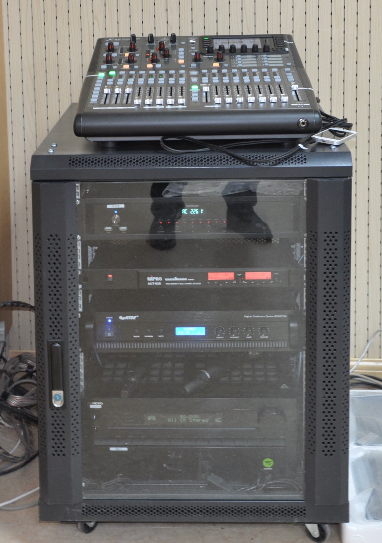 中共青島市紀委辦公廳會議室(圖4) 中共青島市紀委辦公廳會議室(圖4)