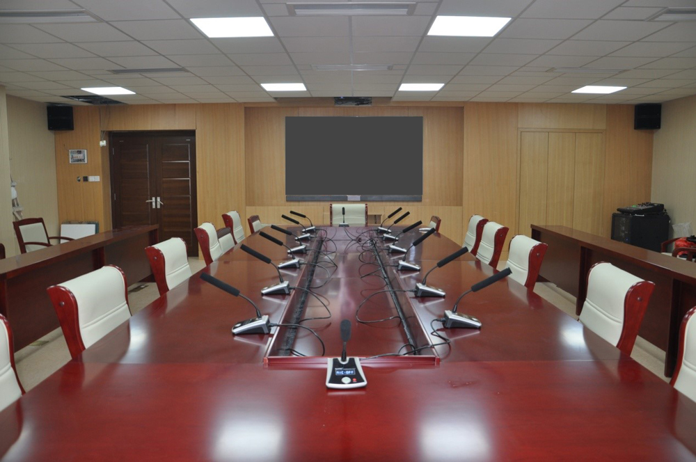 中共青島市紀(jì)委辦公廳會議室(圖2) 中共青島市紀委辦公廳會議室(圖2)